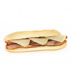 Bocadillo de Bacon con Queso, Tomate ó Mahonesa