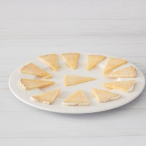 Queso Curado de Cueva con Almendras